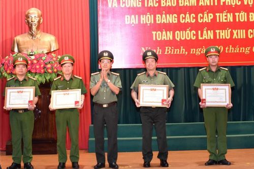 Công an Ninh Bình sơ kết công tác Công an 6 tháng đầu năm 2020