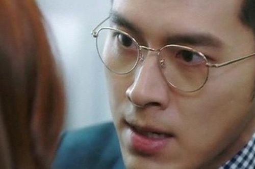3 tháng sau ly hôn, vợ cũ liền tổ chức đám cưới, ngày đó tôi đến chung vui không ngờ lại phát hiện ra sự thật đau điếng