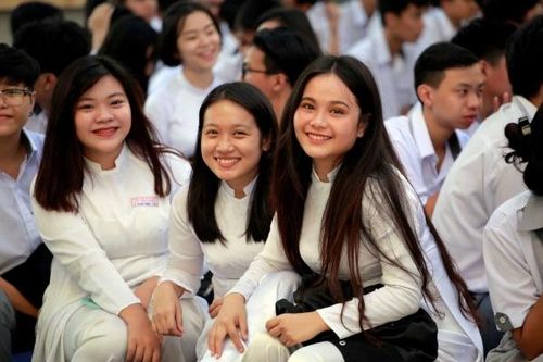 Quy định mới về mẫu Giấy chứng nhận hoàn thành giáo dục phổ thông