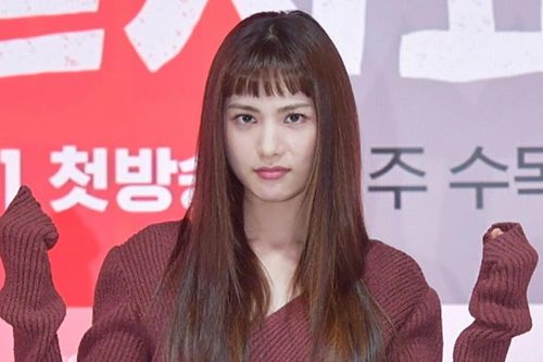 Nana (After School) bị chê xuống sắc, thân hình gầy gò