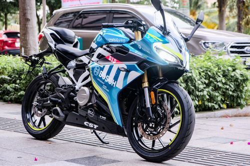 CFMoto 300SR có giá 115 triệu đồng tại VN, đối đầu Yamaha R3