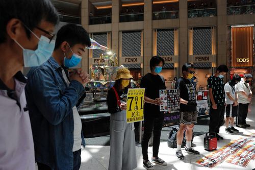 Quốc hội Mỹ và Nhật Bản đề xuất chính sách chào đón người Hong Kong