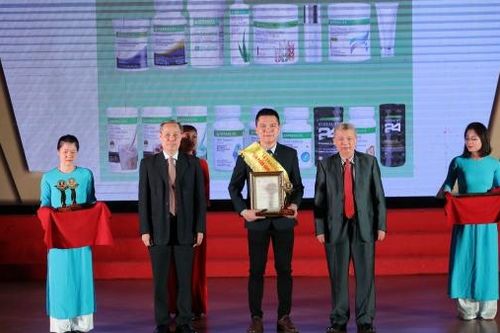 Herbalife Việt Nam nhận giải thưởng 'Sản phẩm vàng vì Sức khỏe cộng đồng'