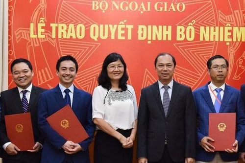 Bộ Ngoại giao bổ nhiệm nhiều nhân sự mới