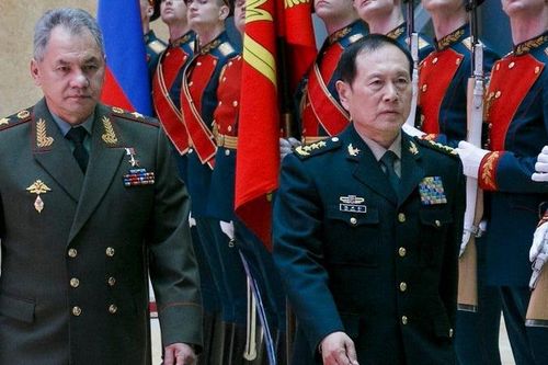 Quan hệ quân sự Nga Trung: Có qua có lại, có xuống có lên