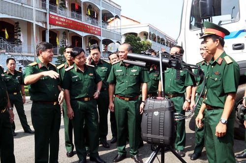 Bộ Quốc phòng đề xuất kiểm soát chặt chẽ thiết bị flycam