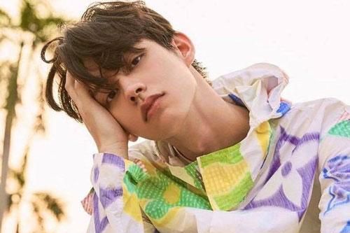 Hotboy đam mỹ Bright Vachirawit bị 'bóc phốt' kỳ thị người đồng tính