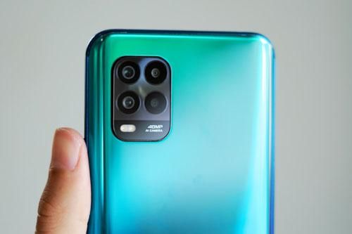 Smartphone 5G, cấu hình 'khủng', pin 4.160 mAh, giá gần 9 triệu