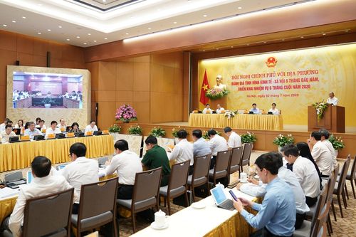 Thủ tướng Chính Phủ chủ trì hội nghị trực tuyến Chính phủ với các địa phương