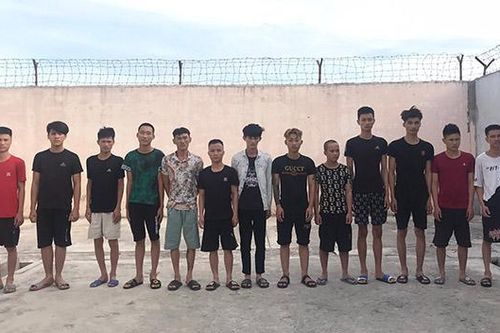 Xử lý 30 đối tượng tập trung gây rối tại bãi tắm Đông Hồi