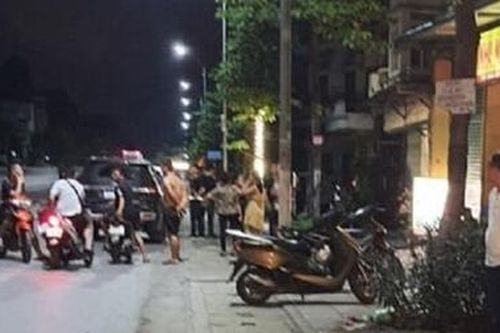 Va chạm giao thông, rút dao đâm chết người