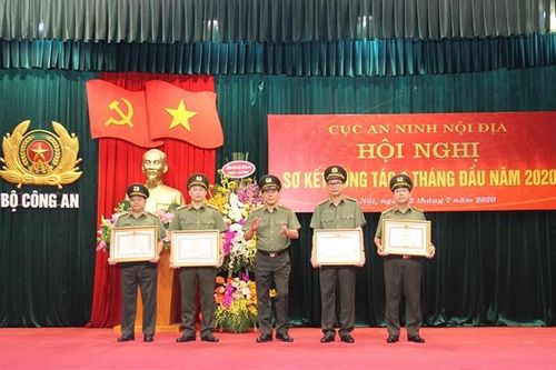 Tăng cường đấu tranh, ngăn chặn âm mưu chống phá của các thế lực thù địch