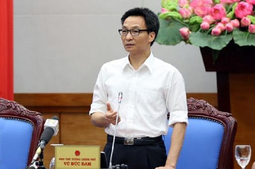 Phó Thủ tướng Vũ Đức Đam: 'Mất ăn, mất ngủ vì 2 ca nghi mắc COVID-19'