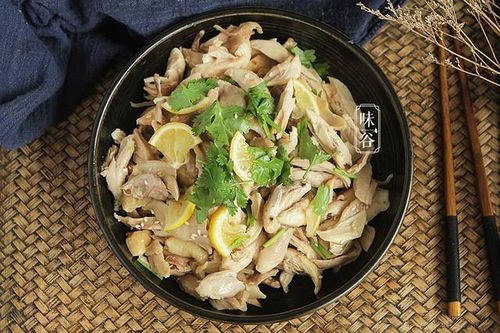 Dùng nồi cơm điện làm món đùi gà hấp muối, 30 phút có ngay món ăn thơm nức mũi