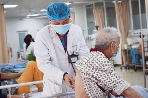 Cụ ông hôn mê vì uống An cung ngưu hoàng hoàn ngừa tai biến
