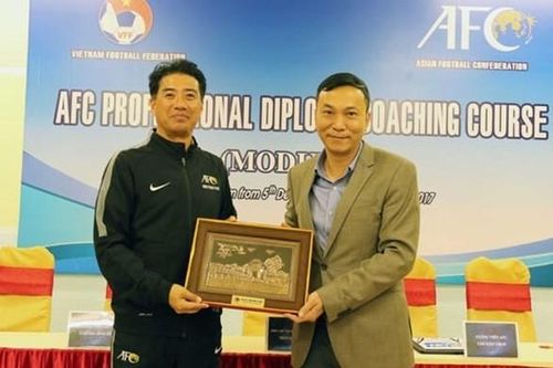 VFF mong 'luồng gió mới' từ chuyên gia Adachi