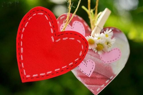 Ra mắt cuốn sách lý giải bản chất tình yêu