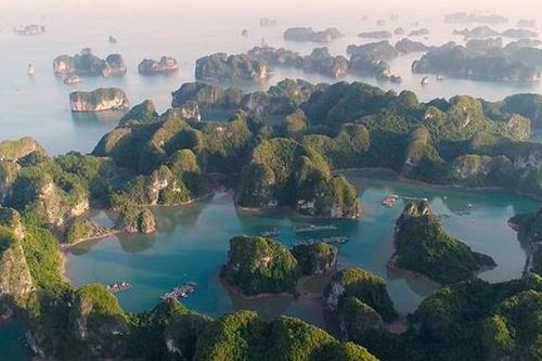 Cuối tuần ở vịnh Lan Hạ