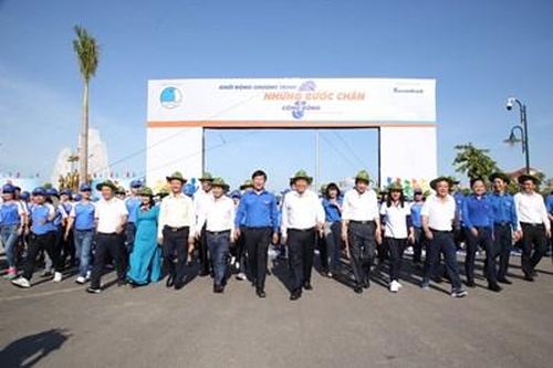 Tổ chức chương trình 'Những bước chân vì cộng đồng' gây quỹ ủng hộ đồng bào dân tộc thiểu số