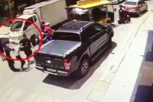 Công an điều tra vụ hành hung nữ nhân viên cửa hàng điện thoại ở Quảng Ninh