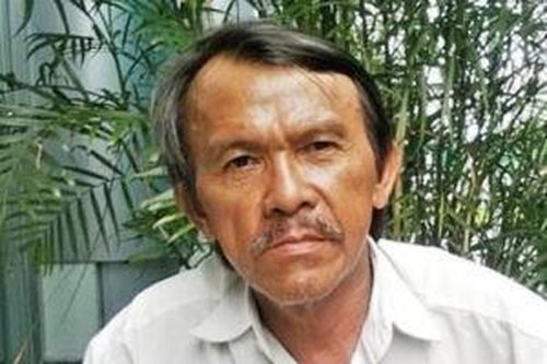 'Trí Khùng': Vừa chăm vợ ốm, vừa tung tiểu thuyết trinh thám li kỳ