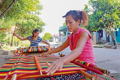 Chú trọng giải quyết việc làm cho lao động nông thôn