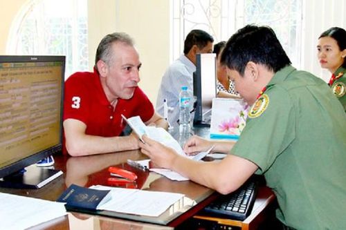 Cấp thị thực cho người nước ngoài vào KKT cửa khẩu