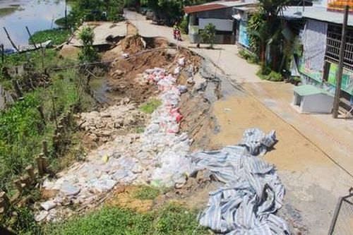 Kỳ 1: Nhiều tuyến giao thông bị chia cắt