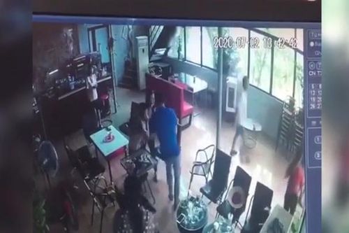 Án mạng tại quán cà phê, một người thiệt mạng