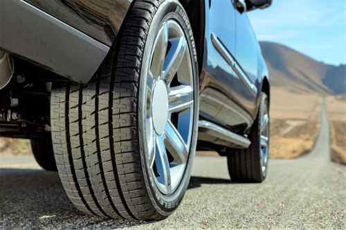 Microsoft lấn sân sang sản xuất lốp xe, kết hợp với Bridgestone