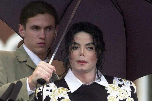 Vệ sĩ chia sẻ về căn phòng bí mật của Michael Jackson