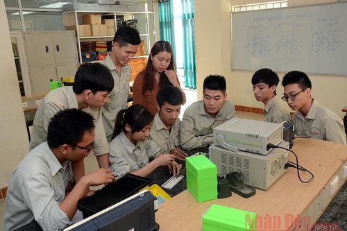 Thông tin về việc nhà trường 'ép học sinh yếu kém không thi lớp 10' vì thành tích