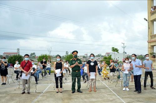 Dịch COVID-19: 114 công dân hết thời hạn cách ly tập trung tại Nam Định trở về địa phương