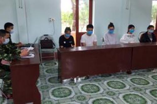 Bắt giữ 5 đối tượng nhập cảnh trái phép vào Việt Nam để đánh bạc