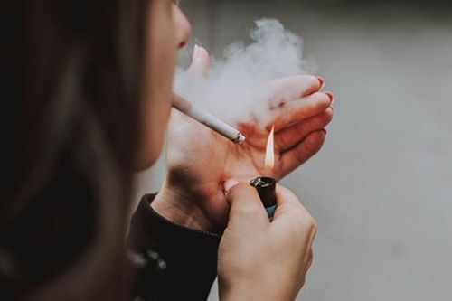 Những thói quen sinh hoạt dẫn đến ung thư mà bạn nên biết