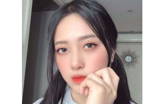 Cô nàng chuyên Anh đa tài và ước mơ trở thành nữ hoàng triệu đô