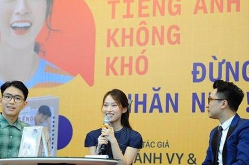 'Hotgirl 7 thứ tiếng' kết hợp ra mắt sách