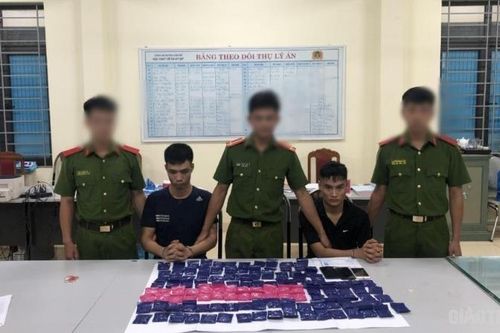 Tiếp tục điều tra vụ vận chuyển trái phép hơn 23 nghìn viên ma túy tổng hợp