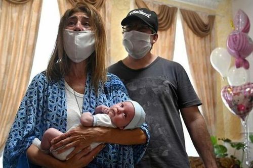 Góc khuất đằng sau ngành công nghiệp đẻ thuê ở Ukraine