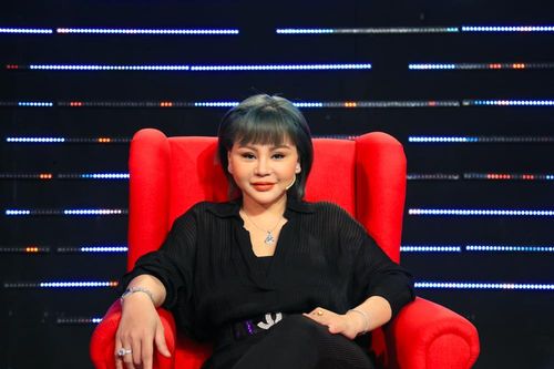 Diễn viên Lê Giang chia sẻ sẽ rất buồn nếu con cái trách móc về gia cảnh