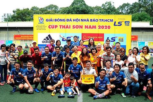 Thông tấn xã Việt Nam có danh hiệu Á quân ngày hội bóng đá người làm báo