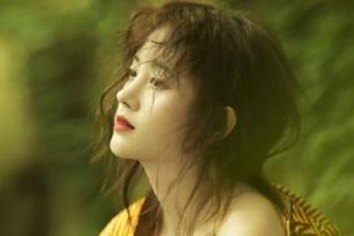 Cúc Tịnh Y bày tỏ oan uổng khi bị mang danh xưng Mỹ nữ 4000 năm, netizen: 'Lúc cô hưởng lợi nhờ biệt danh đó sao không lên tiếng?'