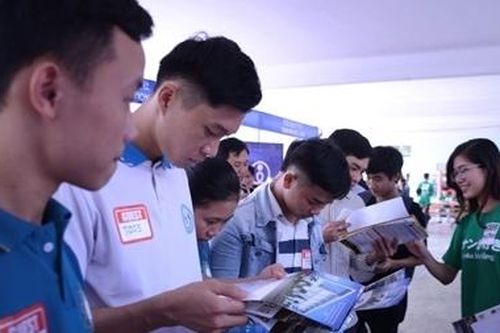 Đà Nẵng tuyển dụng hơn 5.418 việc làm hậu COVID