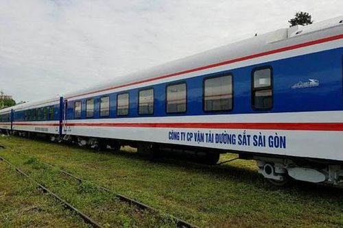 Tổ chức chạy thêm các đoàn tàu từ thành phố Hồ Chí Minh đến Hà Nội
