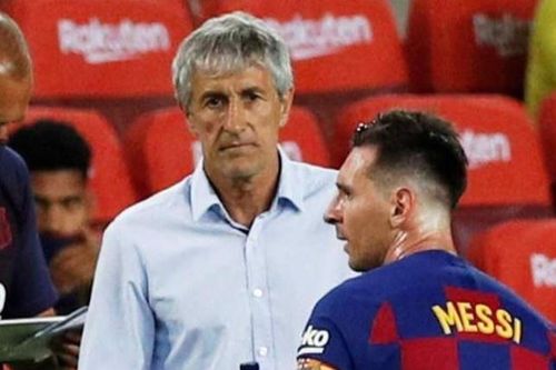HLV Setien gượng gạo khi chỉ đạo Messi