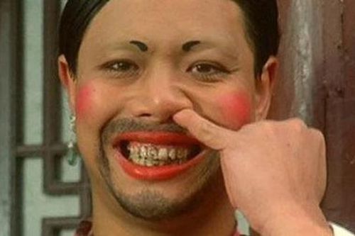 Tài tử Lý Kiện Nhân đột quỵ, liệt nửa người