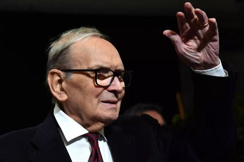 Nhà soạn nhạc vĩ đại Ennio Morricone qua đời