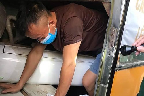 Phát hiện nhiều người chui hầm xe qua cửa khẩu để trốn cách ly