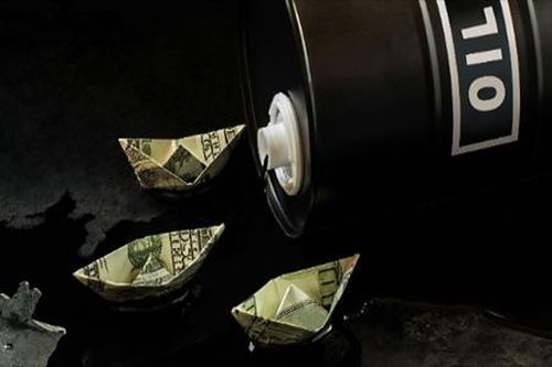 Giá dầu tại châu Á diễn biến trái chiều