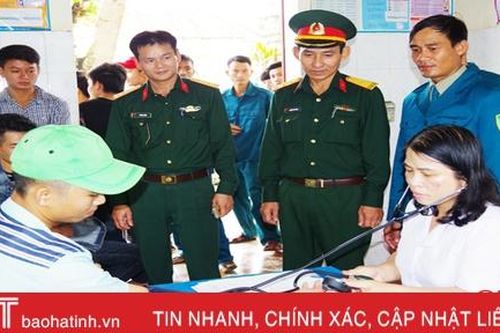 Tăng số lượng công dân Hà Tĩnh nhập ngũ có trình độ đại học, cao đẳng